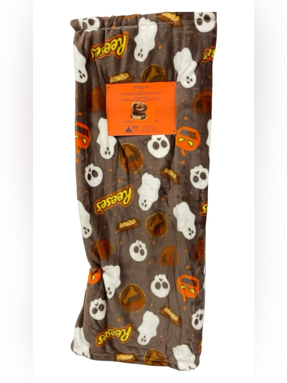 Reese's Plush Halloween Throw Brown 60x70 Candy Skulls Ghosts Pumpkins NEW NWT